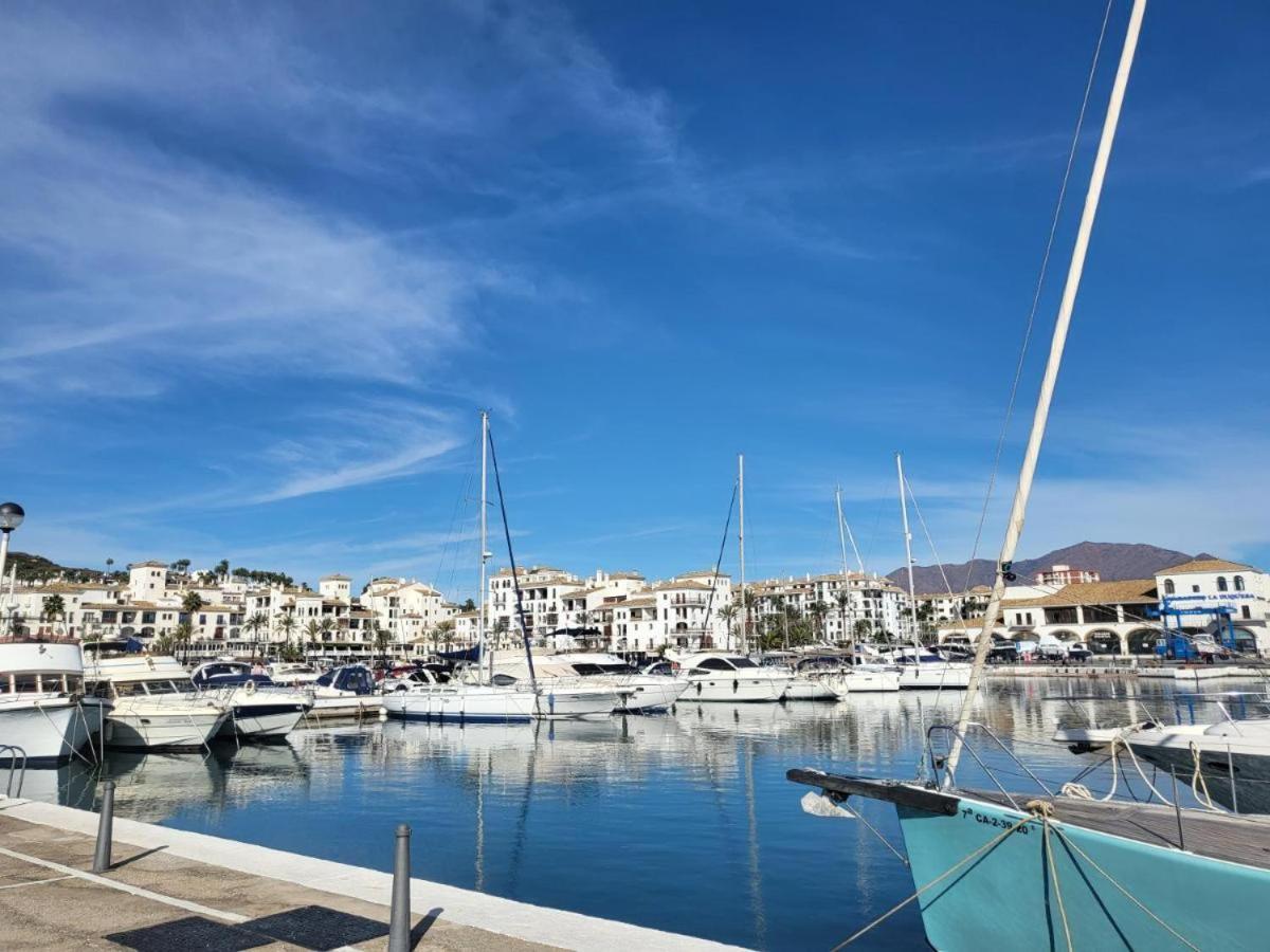 Small Oasis Nelson Mandela Apartment With Sea View, Two Bedrooms, Parking, Terrace And Pool Manilva Exterior foto